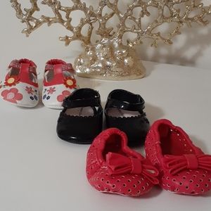 3 month baby crib shoe bundle girl EUC